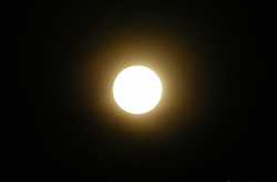 The Brightest Biggest Full Moon 30-01-2010 8:15 PM, Bangalore.