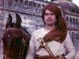 The Unique Charm Of Dimples & Fangs