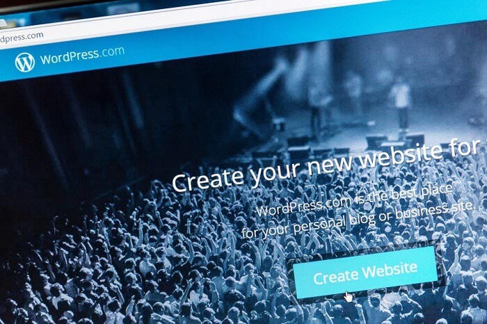 Top 7 WordPress Bootstrap Theme Suggestions To Use - Webloggerz.com