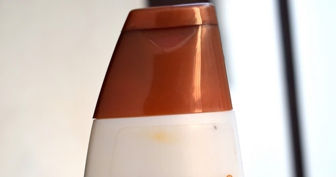 Vicco Turmeric Skin Cream In Oil Base Review - Discover Your New Skincare Partner