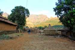 When Lord Nageswara cast a spell on us!!! (Part 1: Trek to Nageshwar peak from Chorawane)