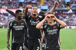 Leandro Trossard - Quân Bài âm Thầm đang Xoay Chuyển Thế Cờ Của Arsenal