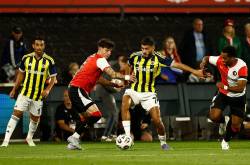 Nhận định Soi Kèo Fenerbahce Vs Ferencvros Lúc 00h45 Ngày 28/11/2025 - Xoilacz TV