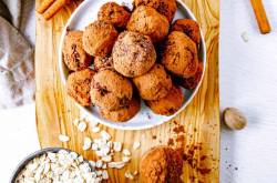 Peanut Butter Date Balls