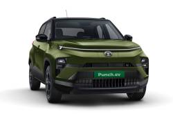 Tata Punch EV Facelift To Be Launched On 20th Feb | MotorBeam